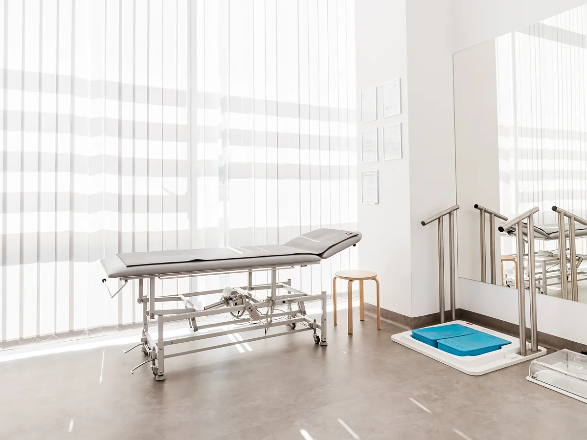 Sala ćwiczeń FootMedica z leżanką i drabinką